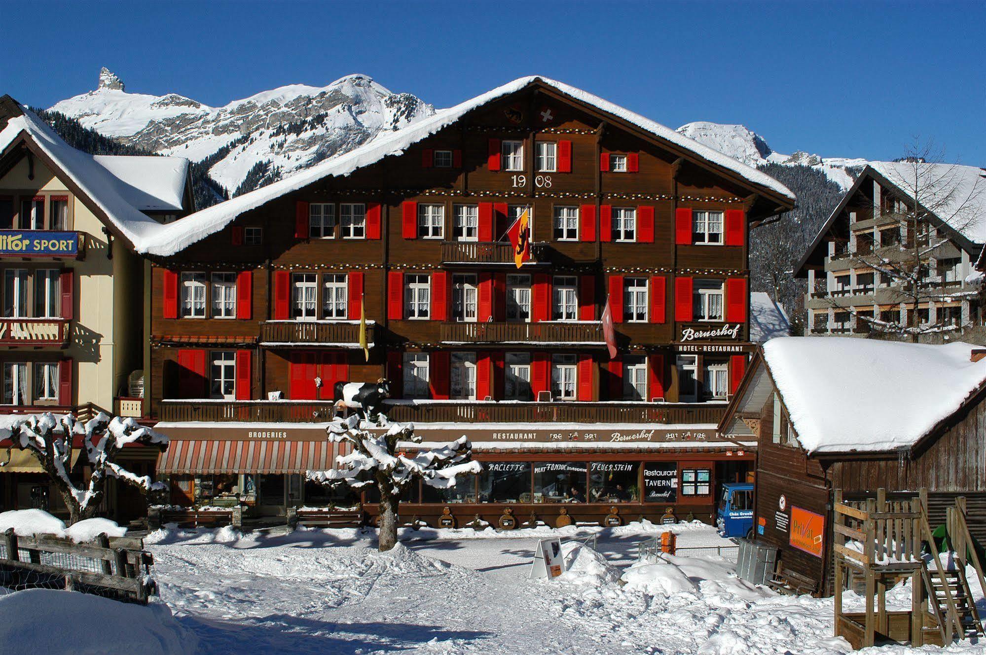Swiss Lodge Hotel Bernerhof Wengen Esterno foto
