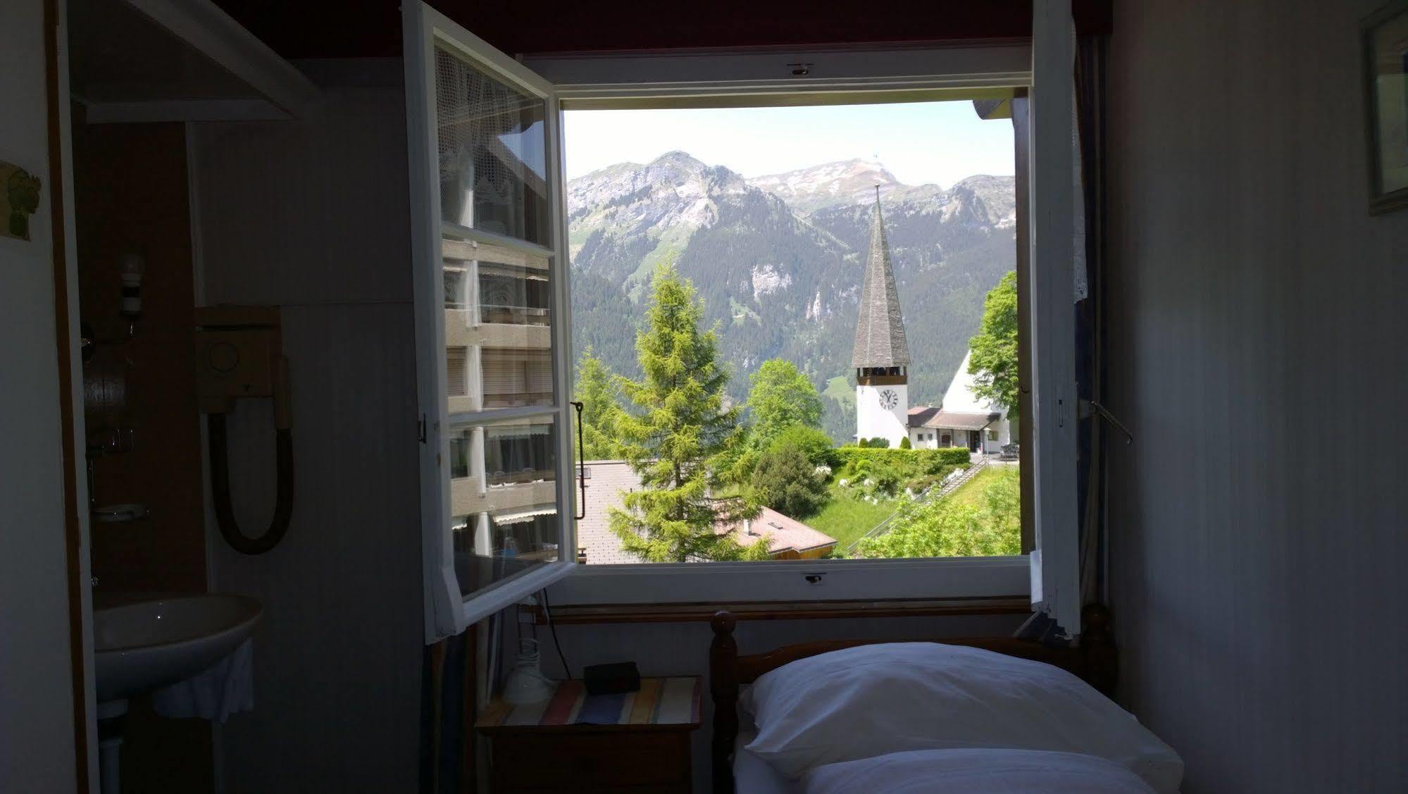 Swiss Lodge Hotel Bernerhof Wengen Esterno foto